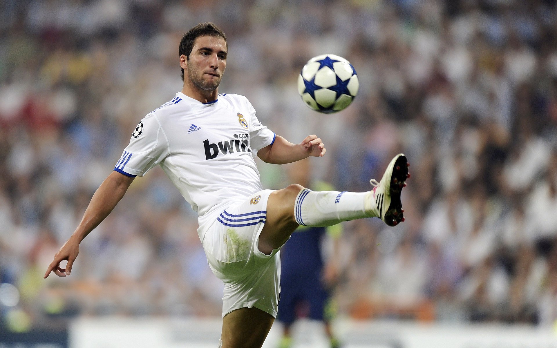 开云体育视频直播-MVP评选：王强凭借关键三分荣获最佳球员！，cba王强