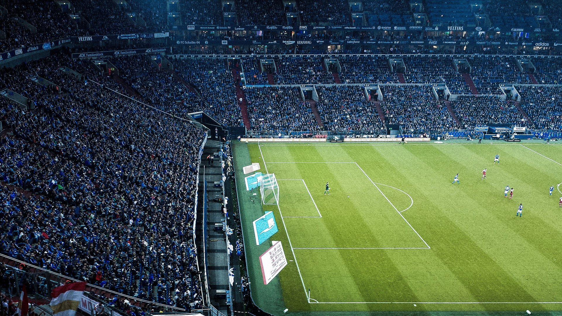 球迷狂欢：粉丝互动狂欢盛况，球迷狂欢节